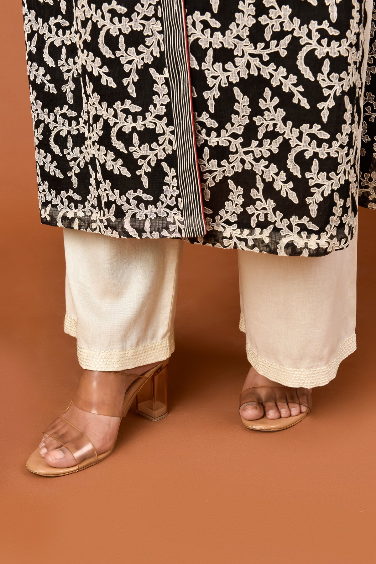 Banarasi Kota Gadh Print Leaf Jaal With Dori Embroidery With Palazzo & Dupatta Outfit - Black