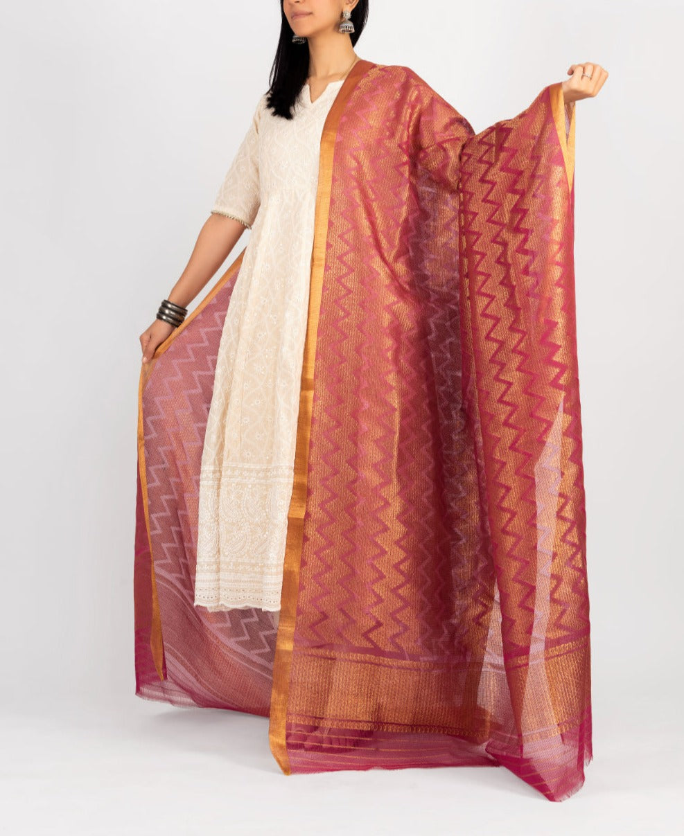 Kota Cotton Sonavar Zari Magenta Dupatta