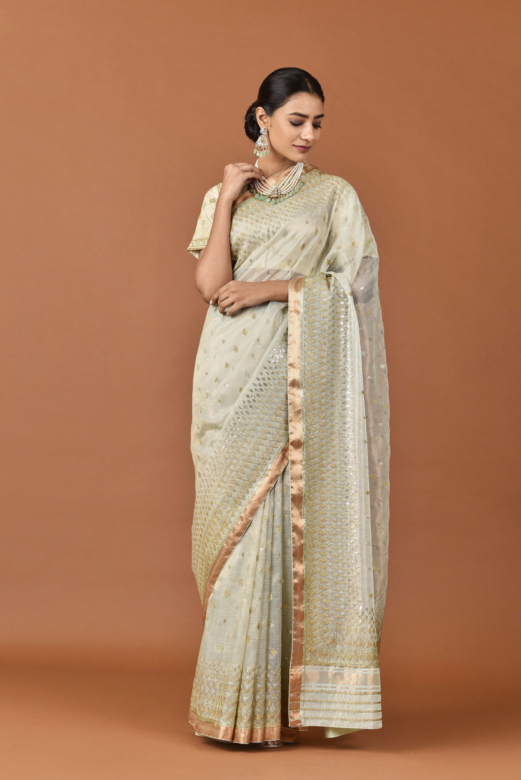 Kota Tissue Grded Diamond Embroidery Saree