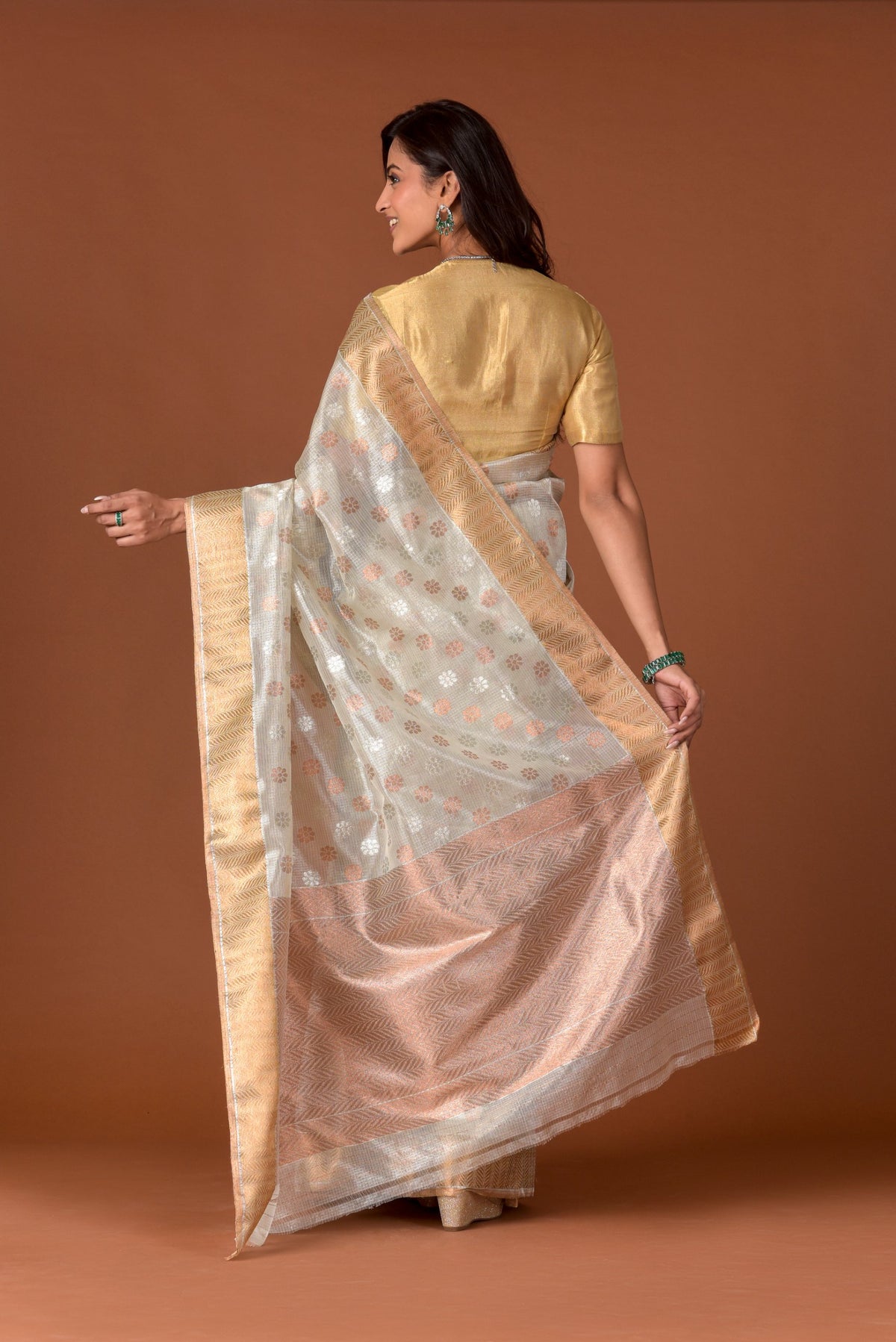 Kota Tissue Saree – Silver | Silver & Gold Floral Booti Jacquard Weave | Chevron Zari Border | Handwoven Luxury Festive Saree
