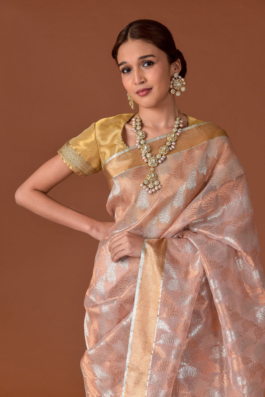 Kota Tissue Saree – Blush Pink | Mehaksha All-Over Silver & Gold Leaf Jaal Weave | Gold Zari Border | Handwoven Luxury Festive Saree