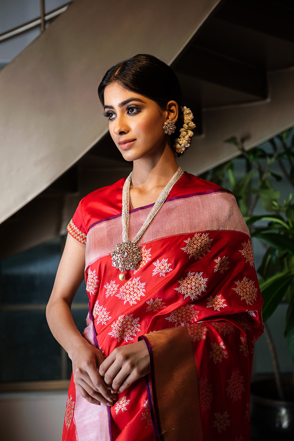 Banarasi Katan Silk Cluster Motif Silver and Gold Red Saree