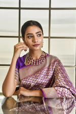 Load image into Gallery viewer, Banarasi Silk Himalayan Flower Silver/Gold Jaal Saree
