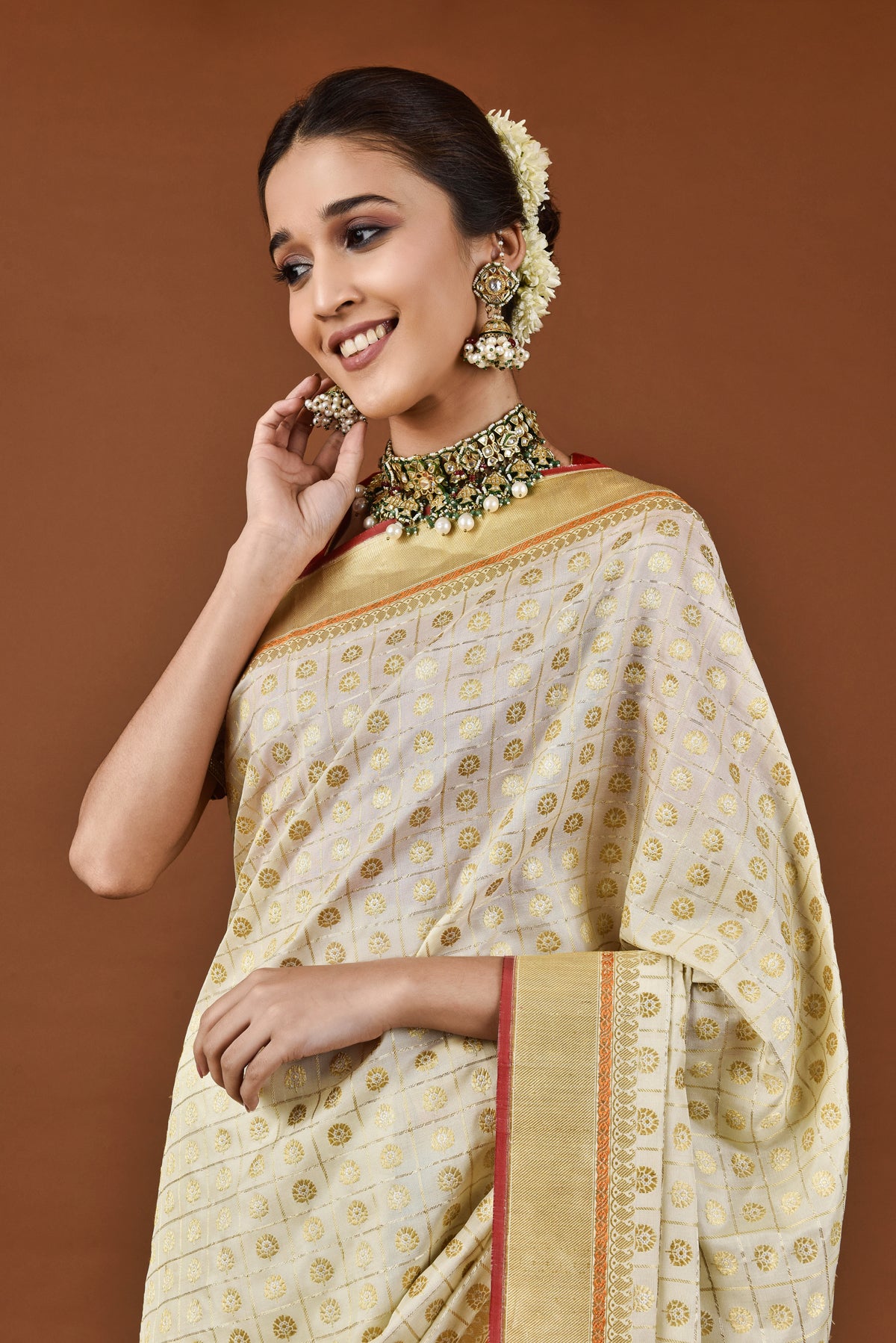 Banarasi Silk New Bridal Jaal With Buti Saree