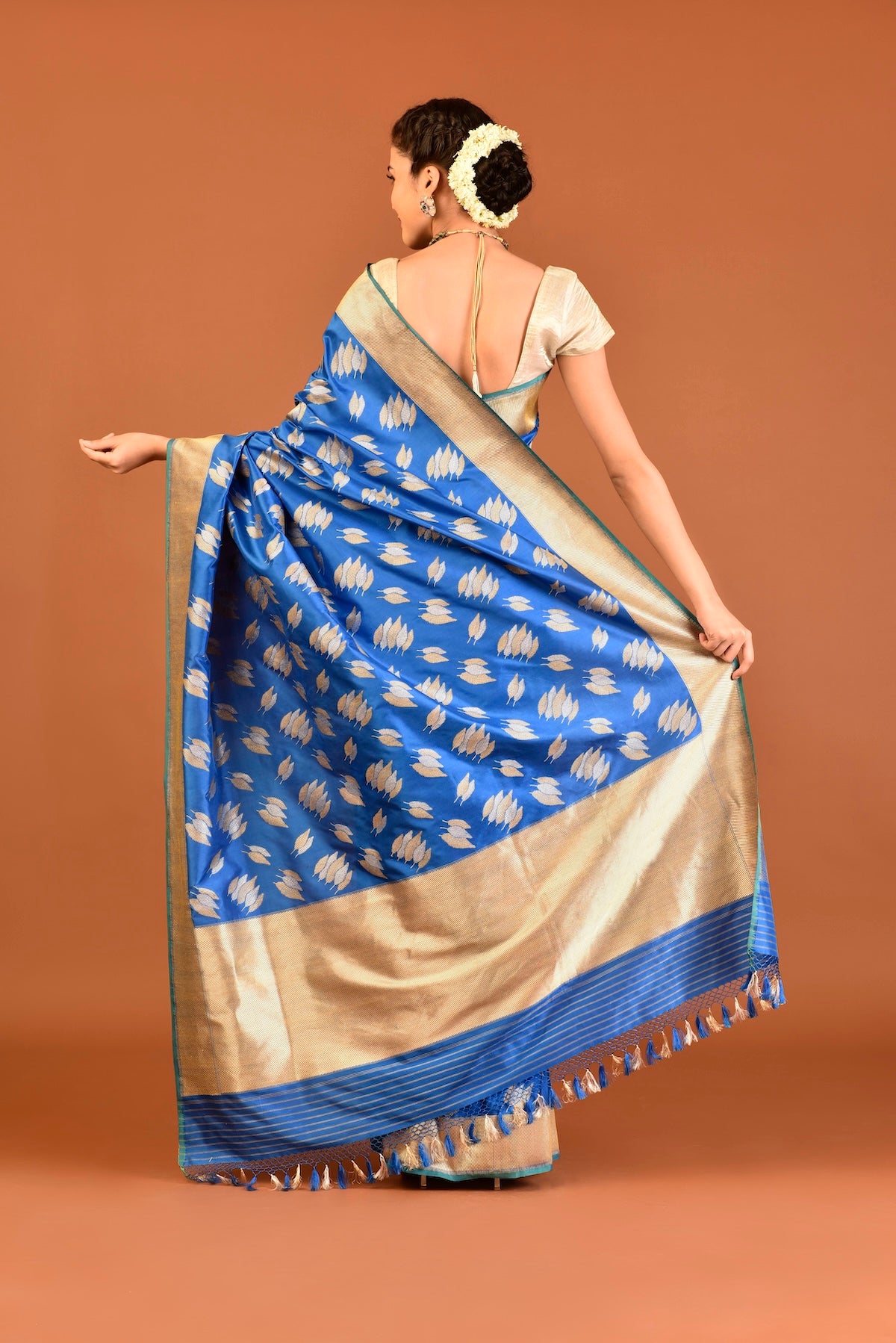 Banaras Katan Silk Heena Leaves Saree – Blue