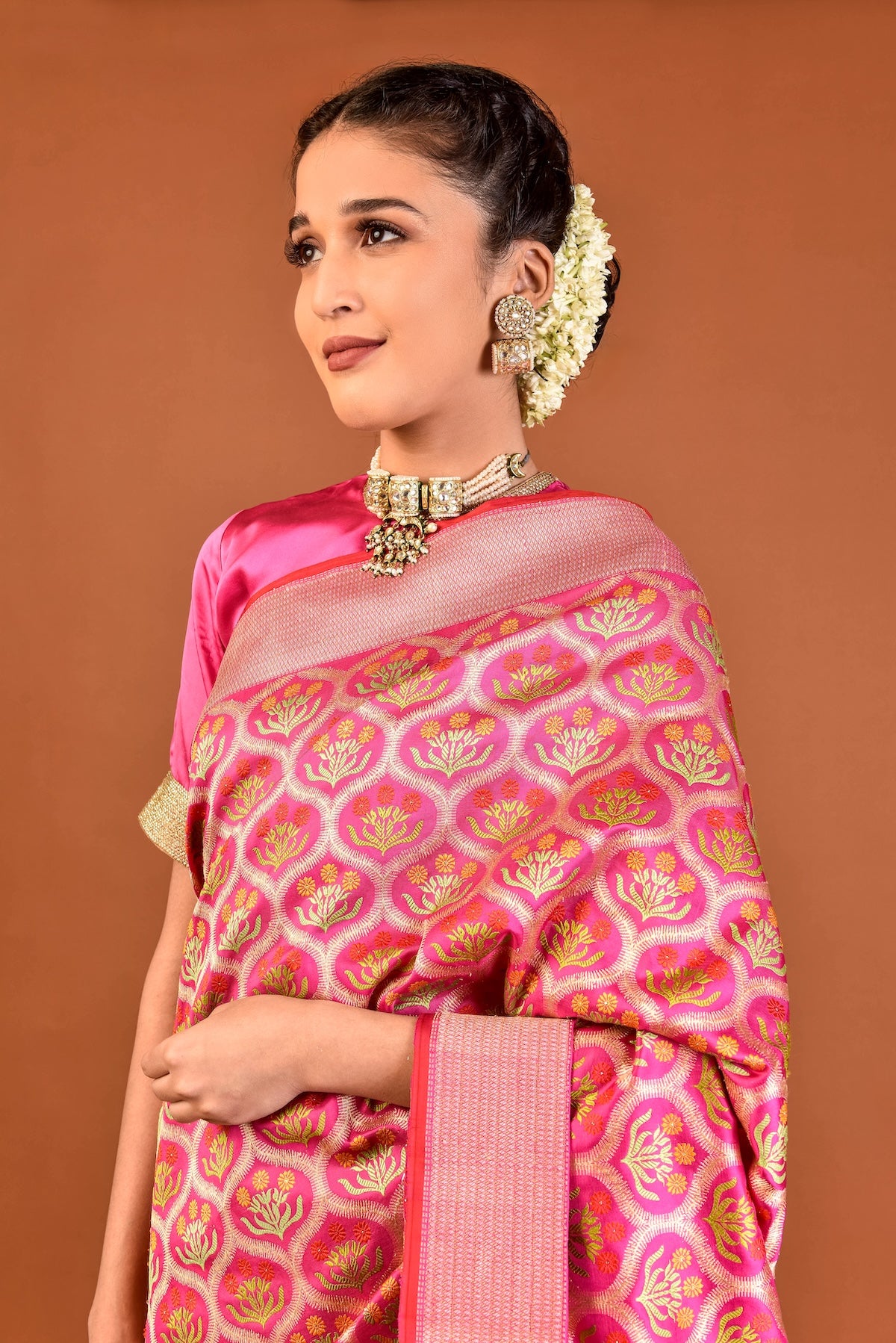 Banaras Katan Silk Bunch of Flower Saree – Pink