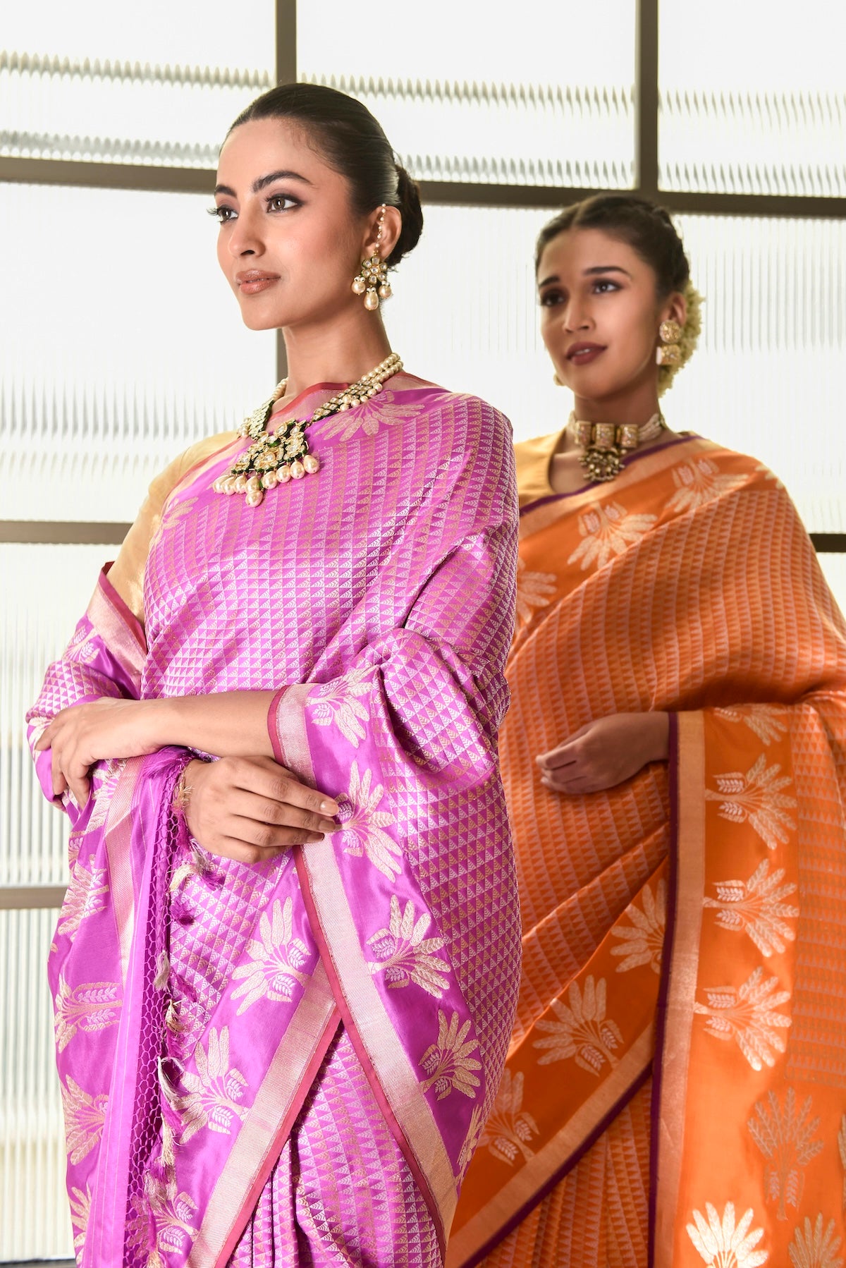 Banaras Katan Silk Banana Tree Palla Broder Triangle All-Over Saree - Magenta