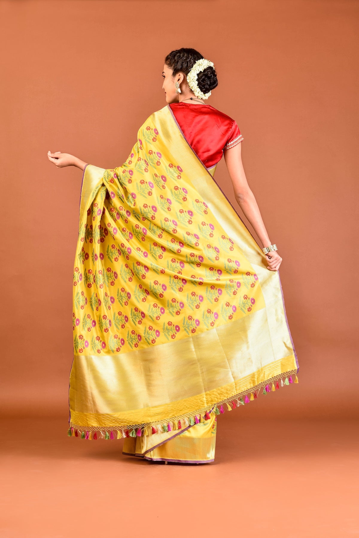 Banaras Silk Kashmir Valley Design Saree – Yellow