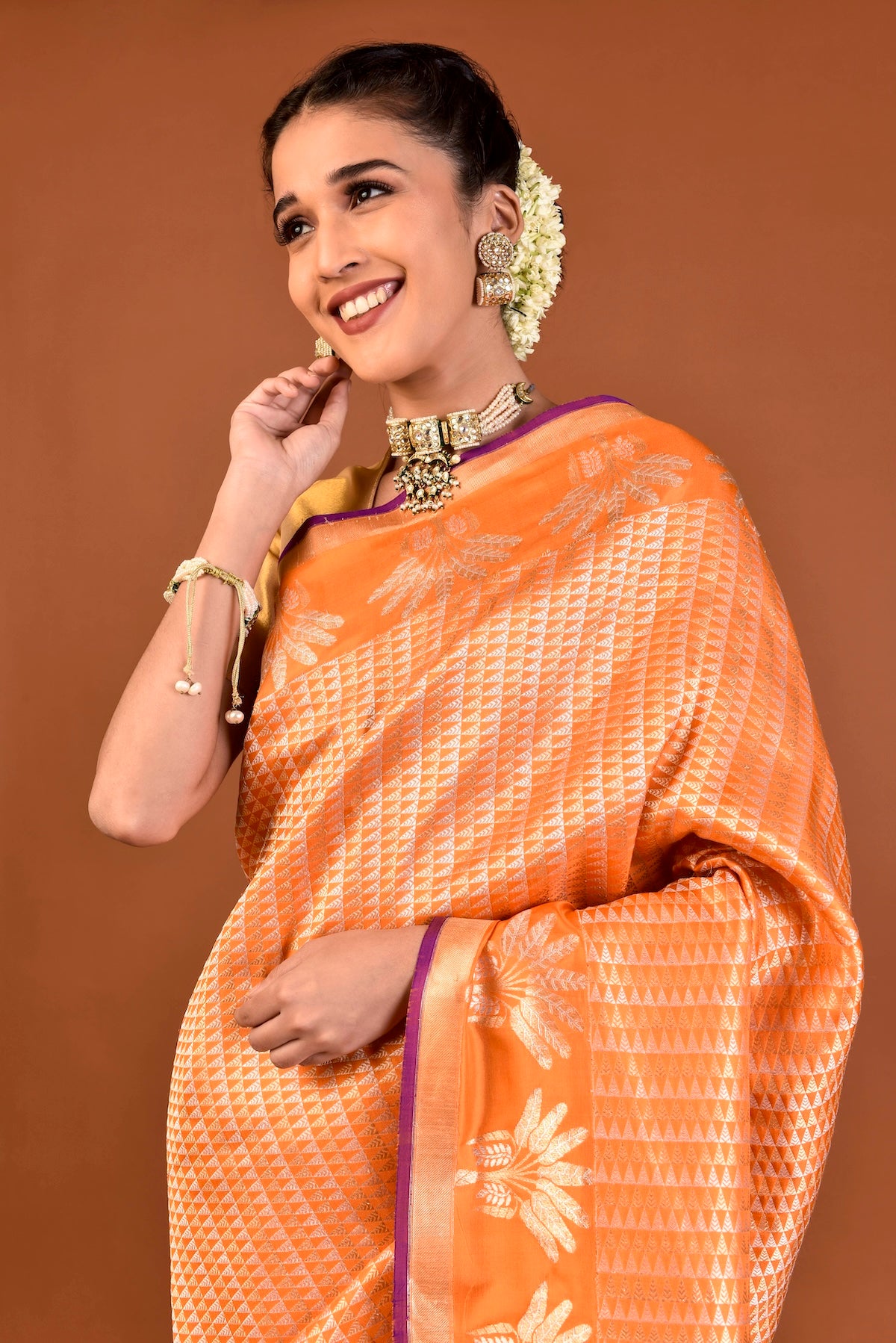 Banaras Katan Silk Banana Tree Palla Broder Triangle All-Over Saree - Orange