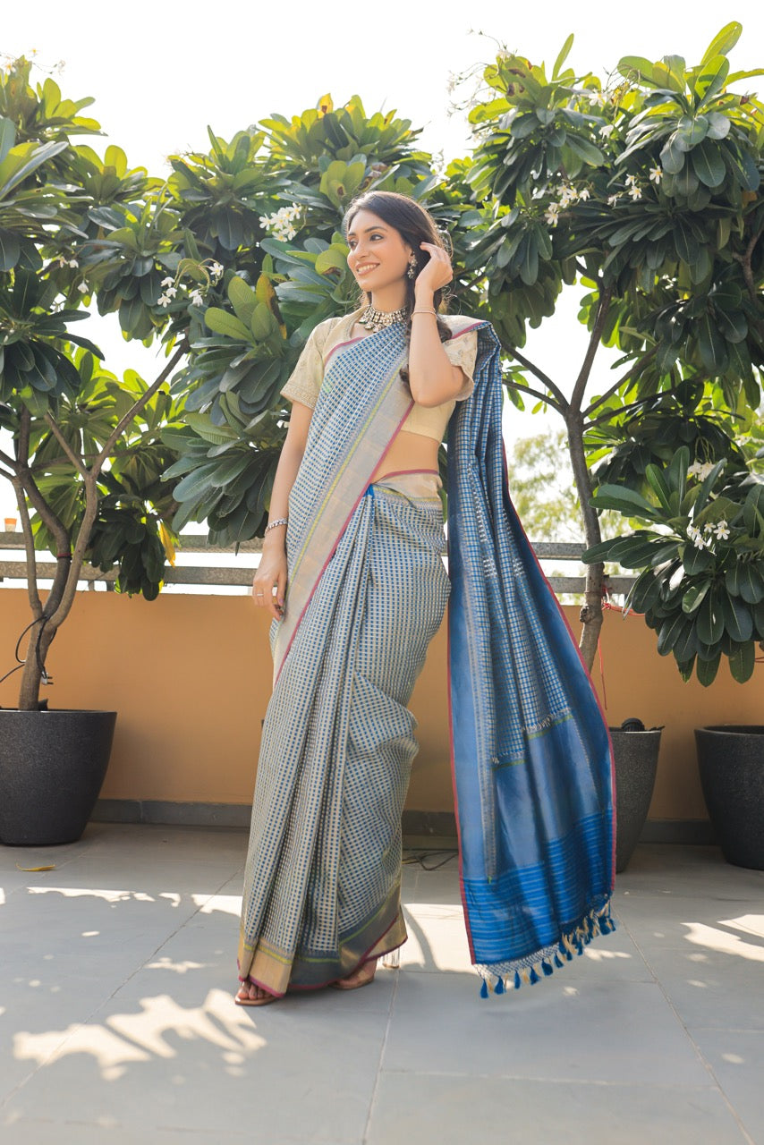 Banaras Silk Bridal Jaal Saree – Blue