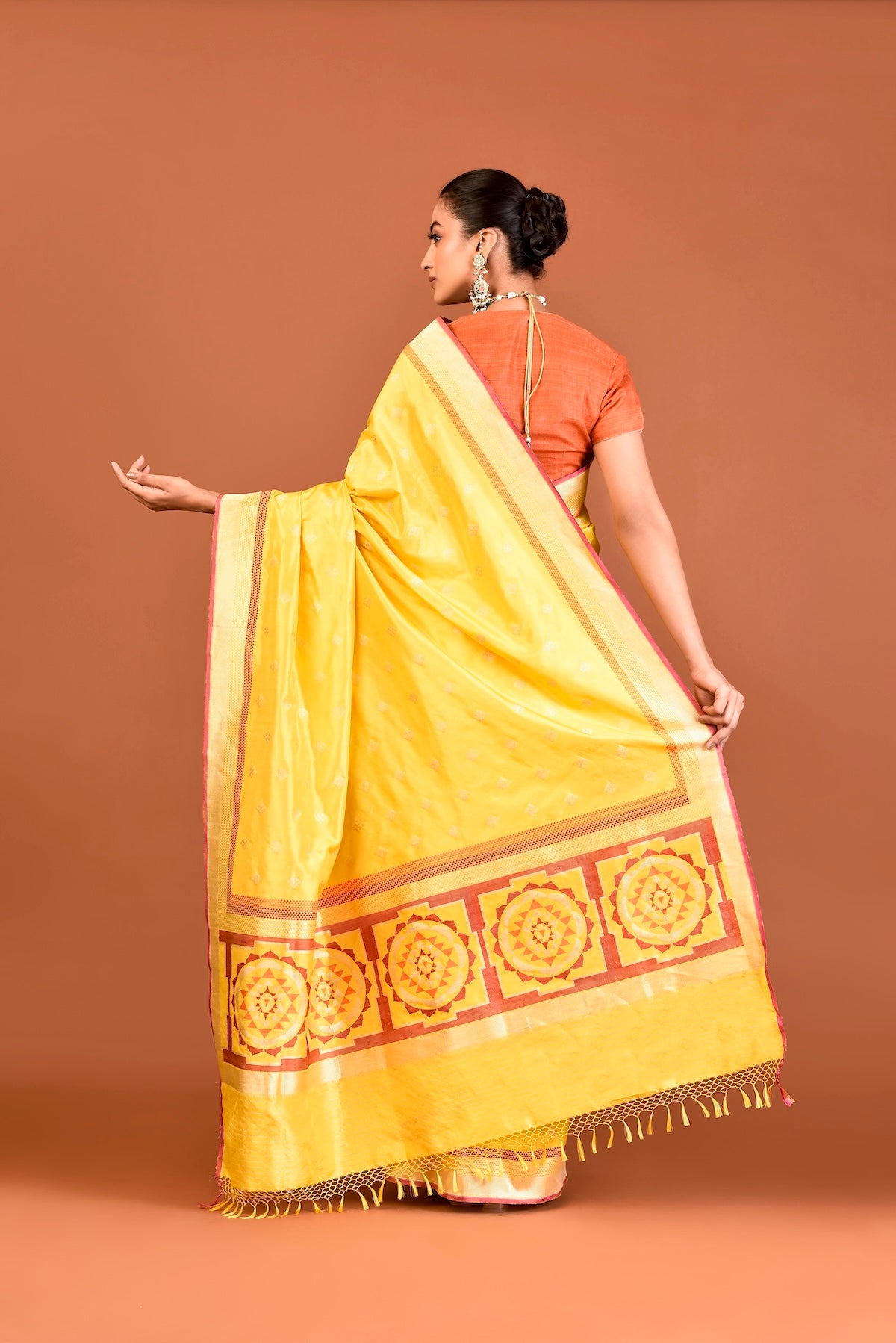 Banaras Katan Silk Yantra Palla Buti Saree – Yellow