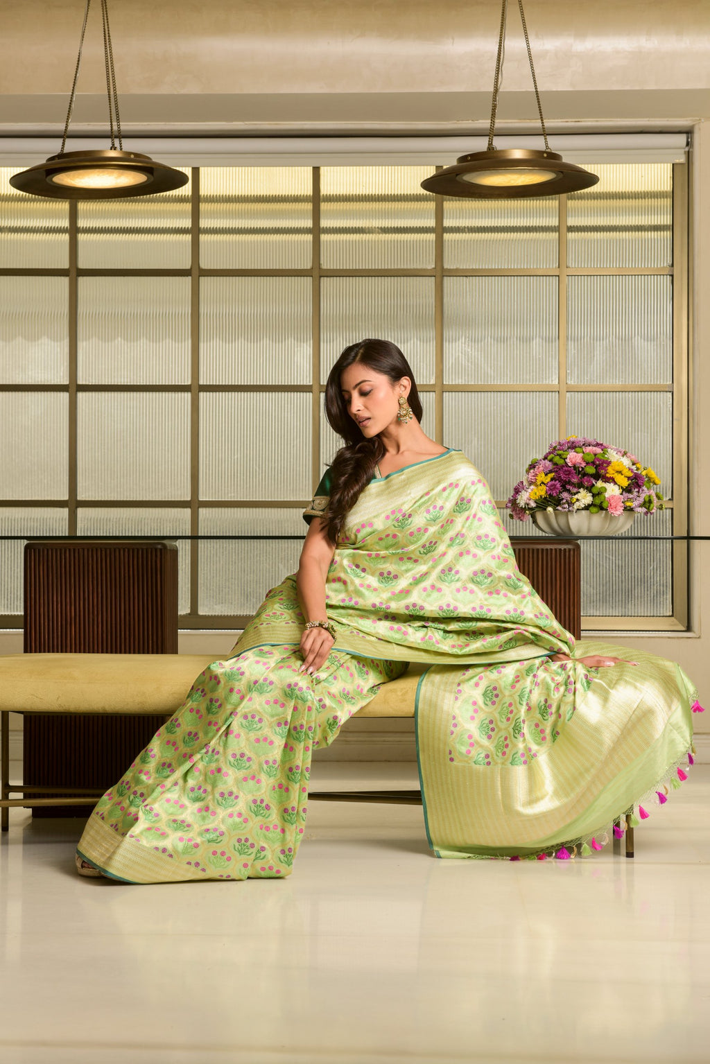 Banaras Katan Silk Saree – Pista Green | All-Over Bunch of Flowers Butti with Pink Berry Accents | Gold Tissue Zari Pallu | Handwoven Banarasi Festive Saree