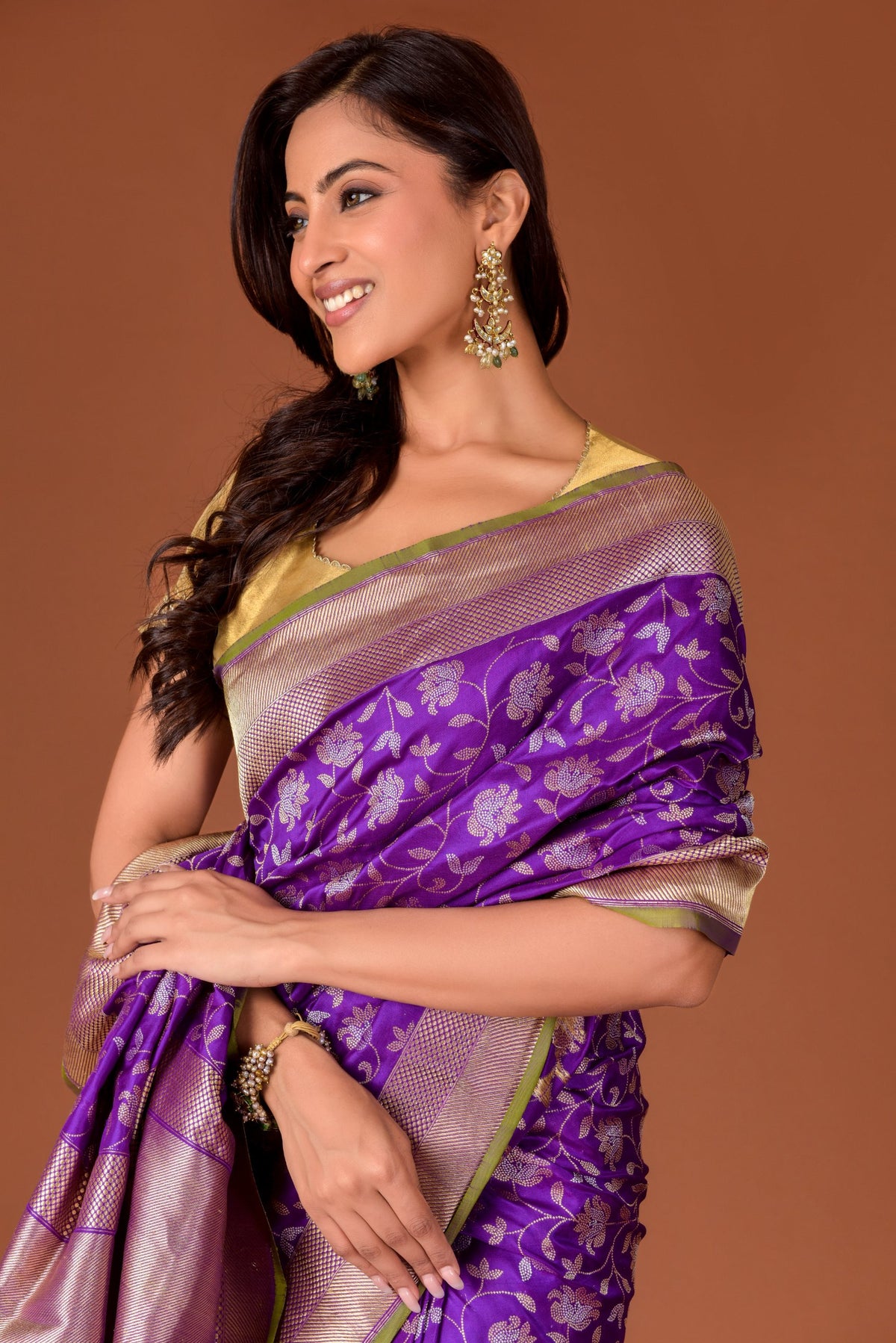 Banaras Katan Silk Saree – Purple | All-Over Bandhani Floral Vine Jaal in Silver Resham | Rose Gold Tissue Zari Border & Pallu | Handwoven Banarasi Bridal Saree