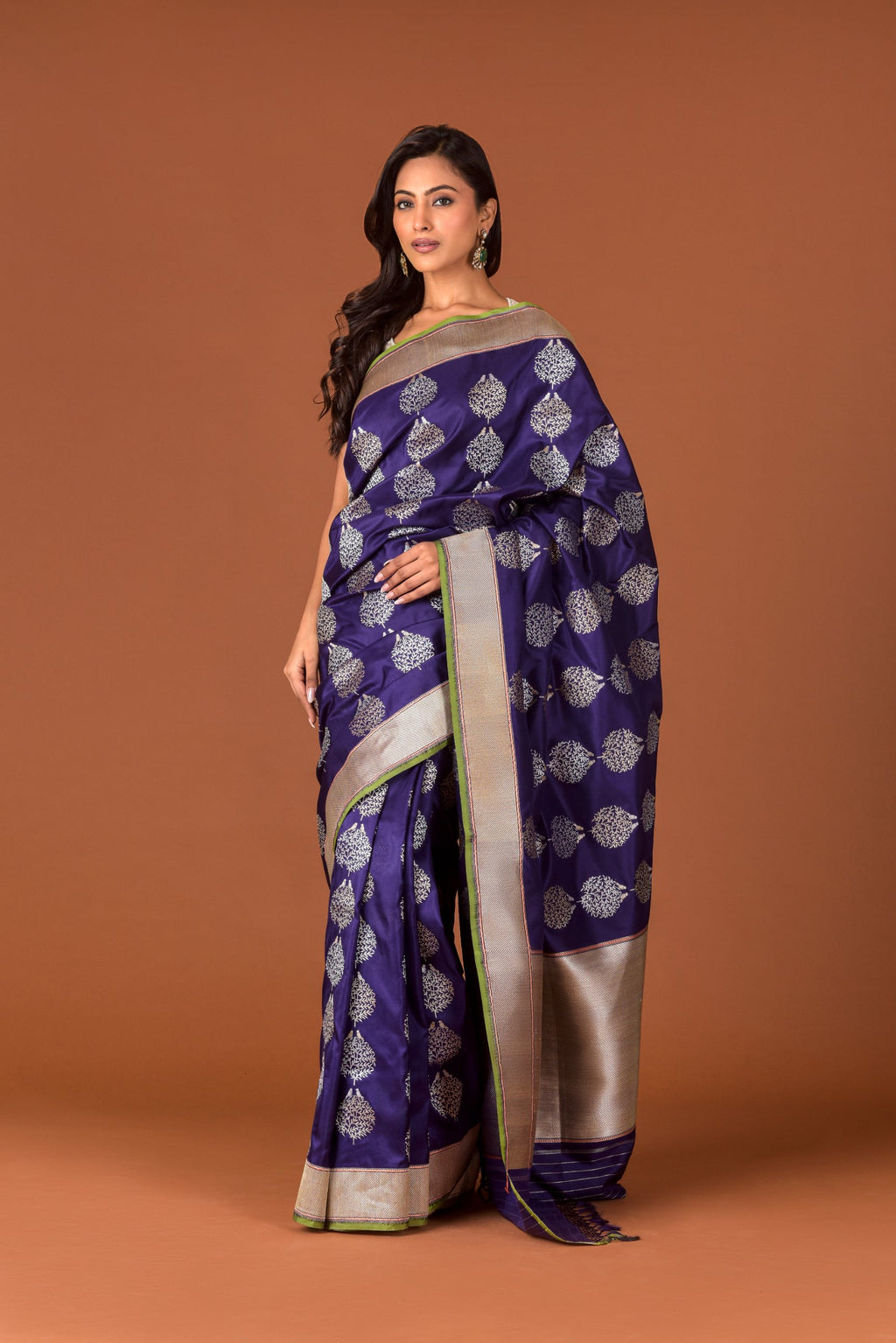 Banaras Katan Silk Saree – Deep Purple | All-Over Bird on Tree Butti in Silver Resham | Antique Gold Zari Border & Pallu | Handwoven Banarasi Festive Saree