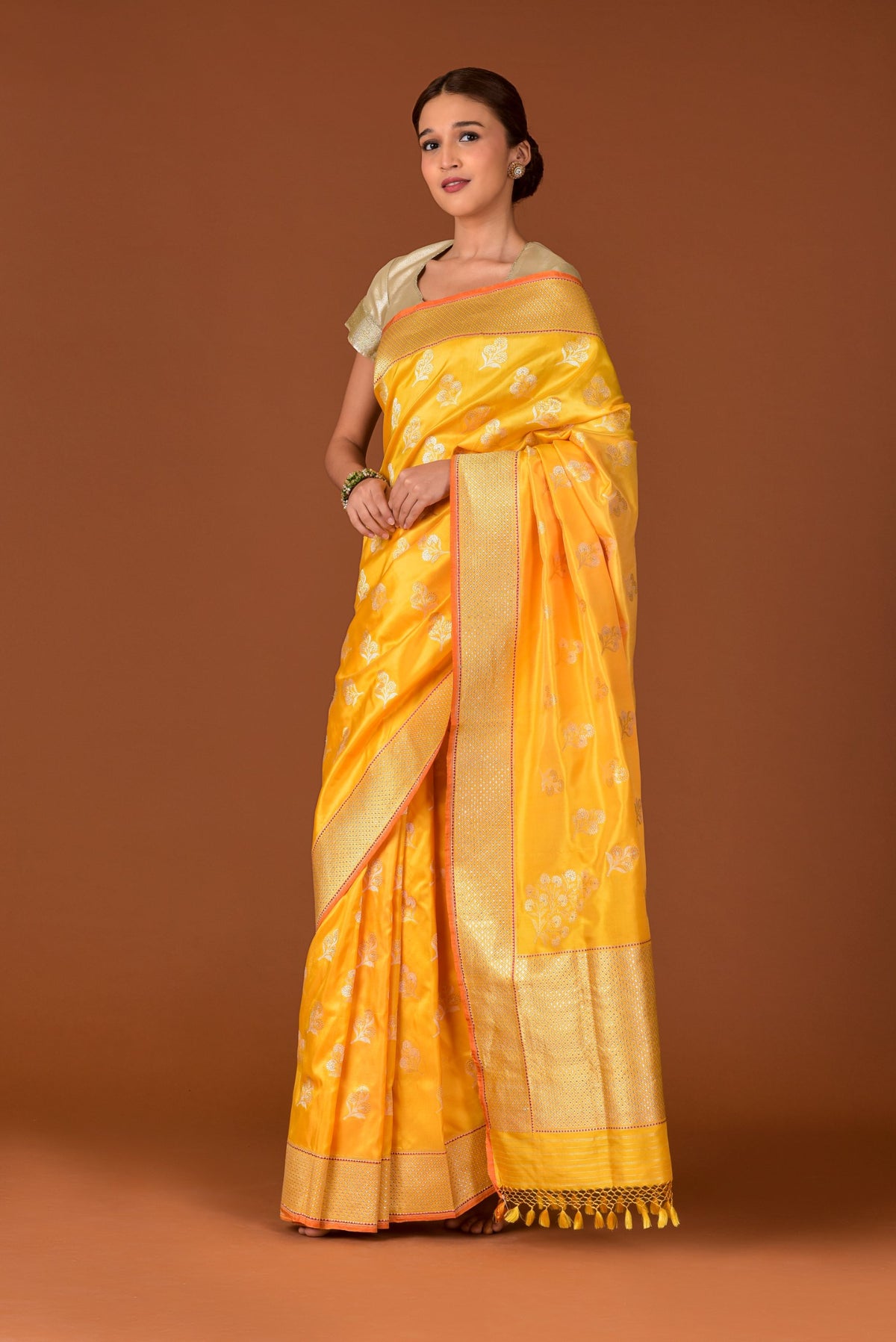 Banaras Katan Silk Saree – Sunshine Yellow | All-Over Phoolwari Butti in Silver Resham | Deep Gold Tissue Zari Border | Handwoven Banarasi Festive Saree