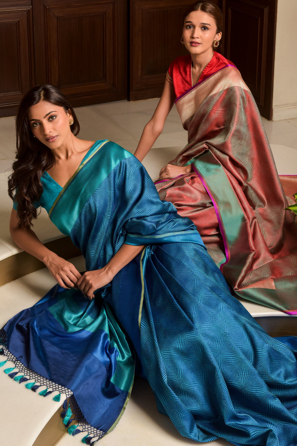 Banaras Satin Silk Saree – Teal & Cobalt Blue | All-Over Geometric Fan Weave Jaal | Colour-Block Pallu | Handwoven Banarasi Contemporary Saree