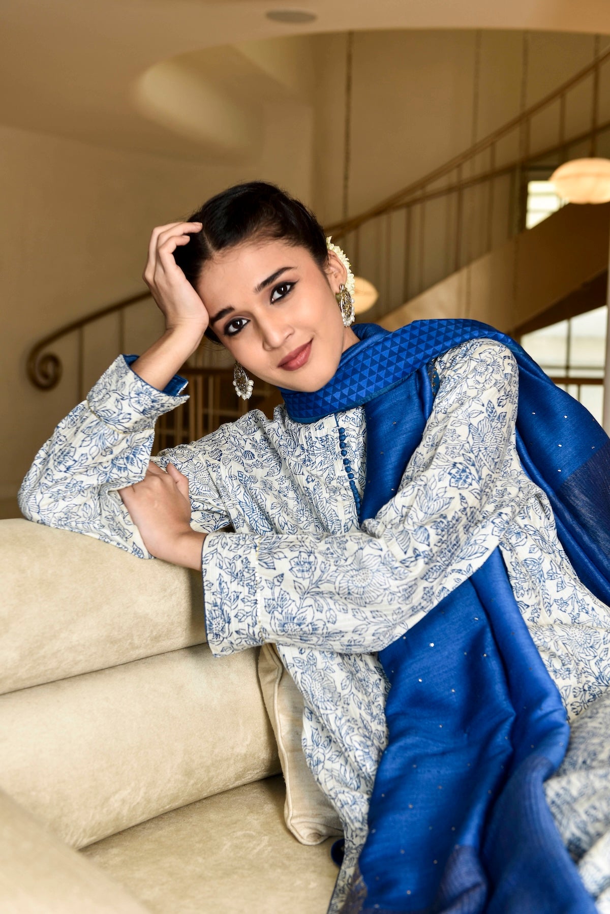 Munga Silk Tunic Self Pintuck With Floral Jaal Foil Print And Dupatta And Trouser (03Pcs/Set) Outfit