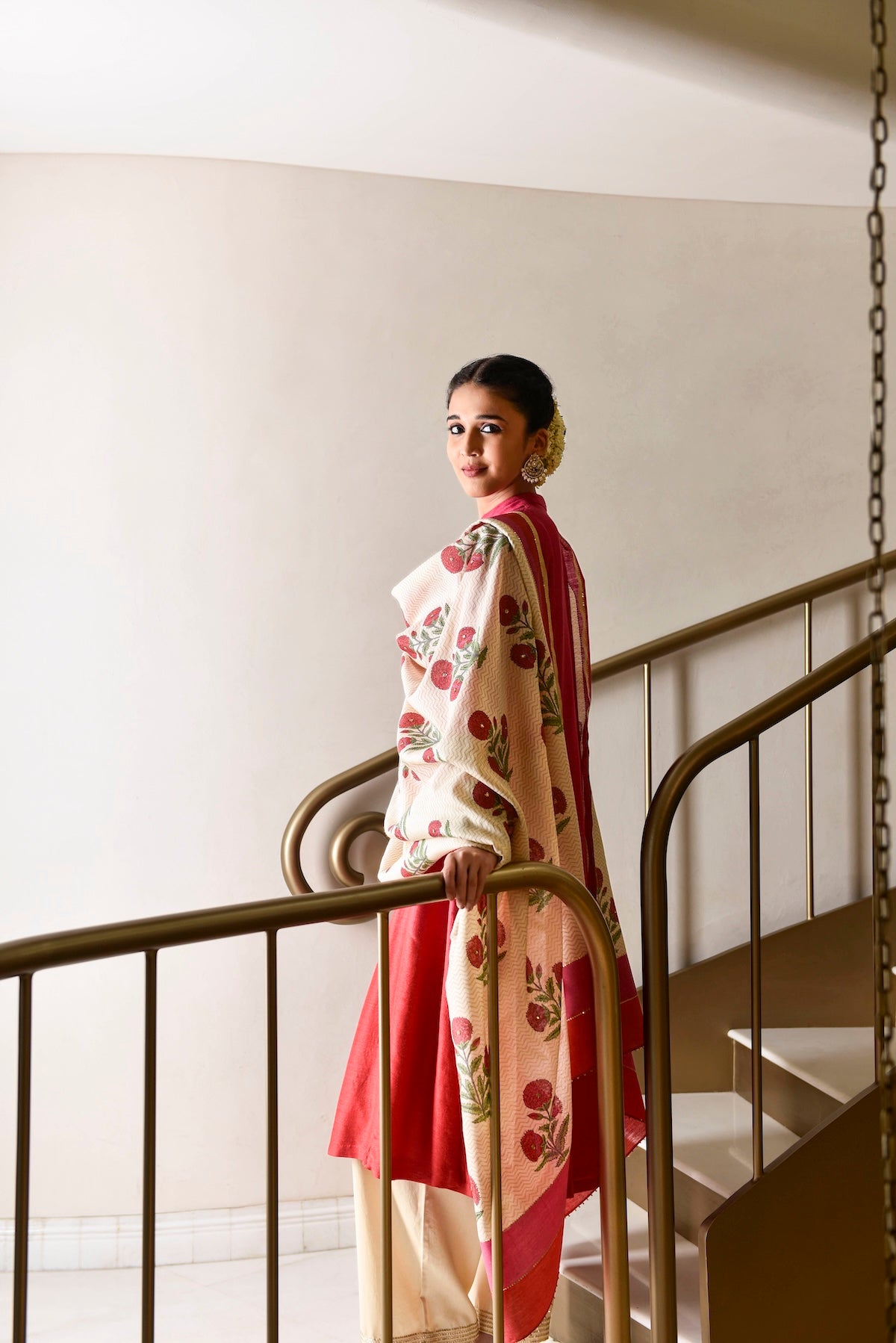 Ombre Munga Silk Tunic With Triangles Resham Embroidery And Munga Silk Printed Dupatta With Palazzo (3 Pcs/Set) Outfit
