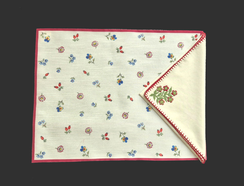 Dupion Silk Digital Print Small Buti Off White Mat Set