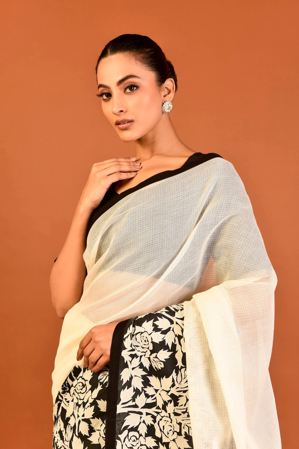 Kota Silk Rose Jaal Appliqué Saree – White
