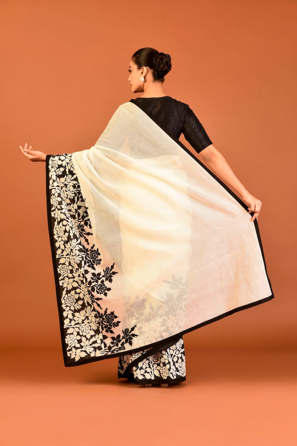 Kota Silk Rose Jaal Appliqué Saree – White