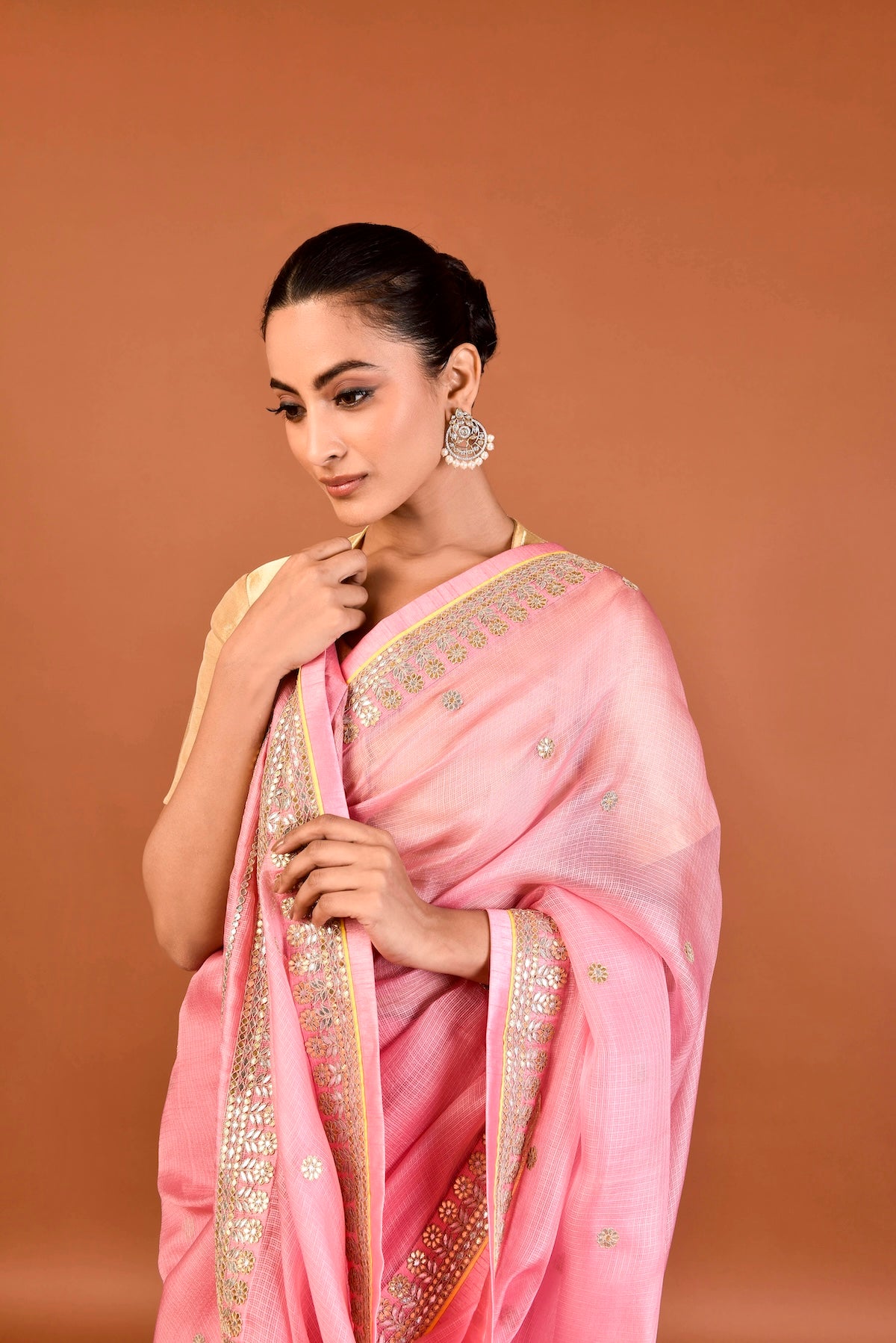 Kota Silk Gota Patti Round Buti With Flower Border Saree – Pink