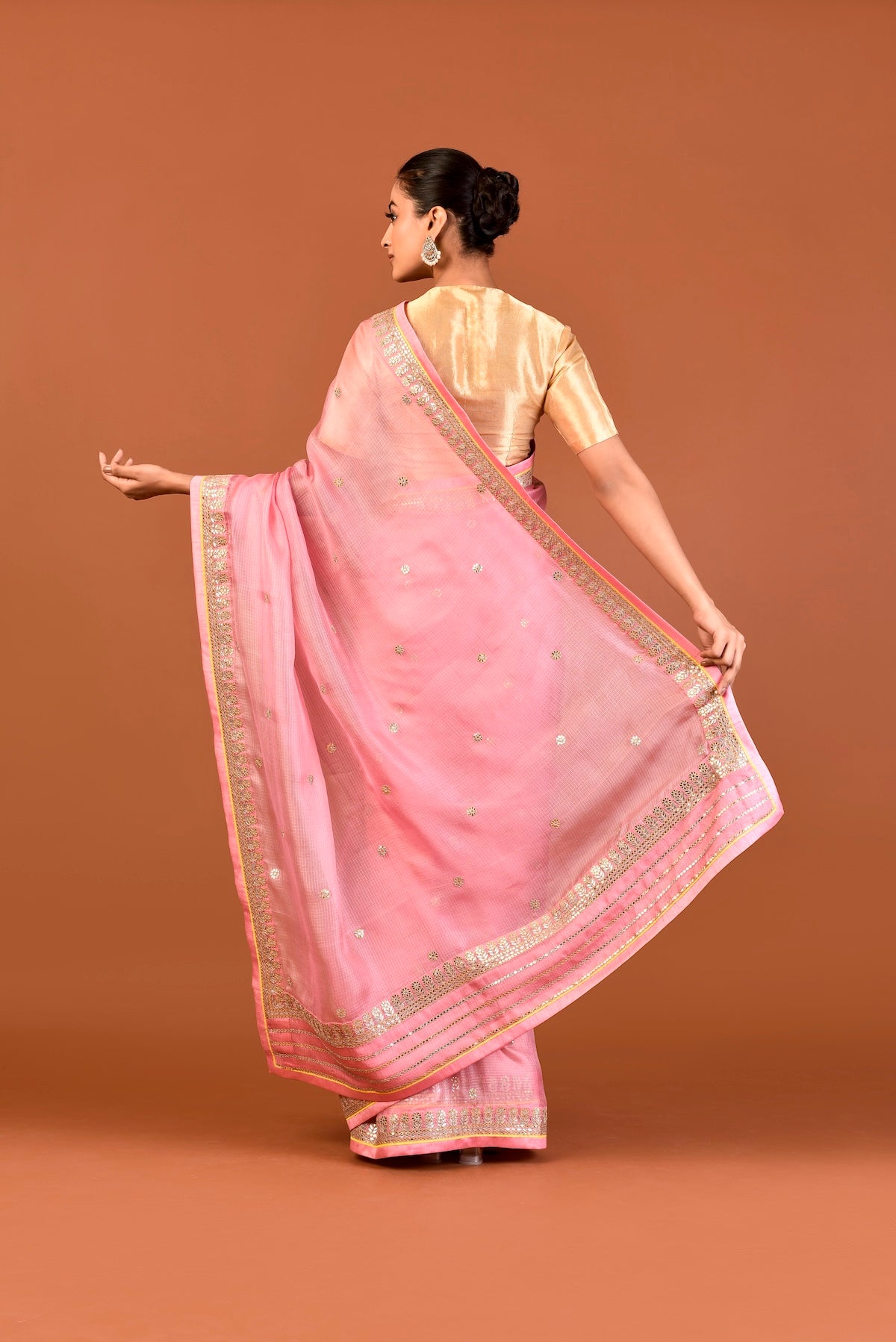 Kota Silk Gota Patti Round Buti With Flower Border Saree – Pink