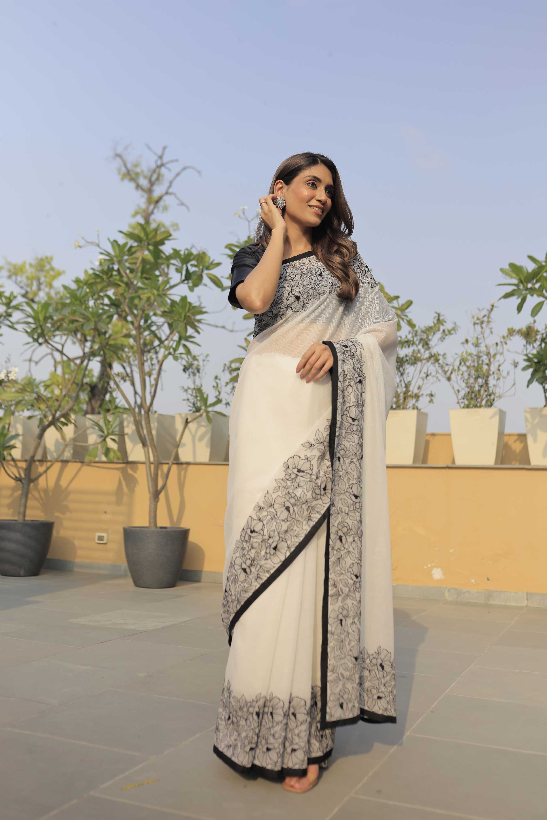 Banarasi Kota Lace Blossom Embroidery Saree - White