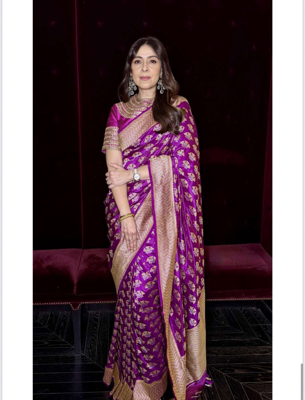 Bhavna Pandey in our Banaras Jhumka Buti.............