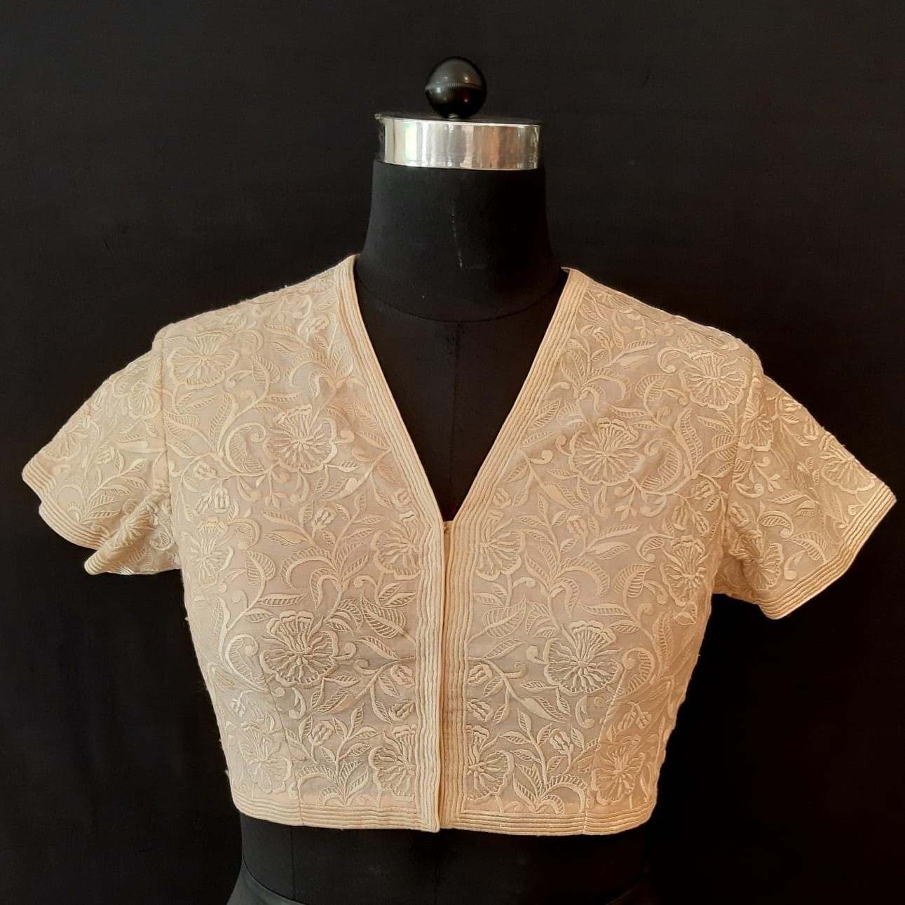 Tissue Chanderi Resham Flower Jaal Off White Blouse