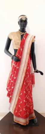 Load image into Gallery viewer, Banarasi Silk Parrot Jaal Saree
